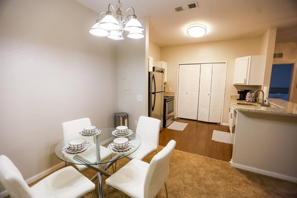 Lux 2Bd 2Ba Minutes From The Water Appartement Pensacola Buitenkant foto